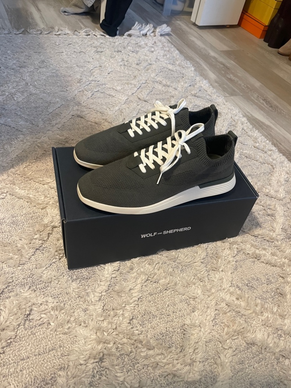 Wolf & Shepard Green Knit Sneakers